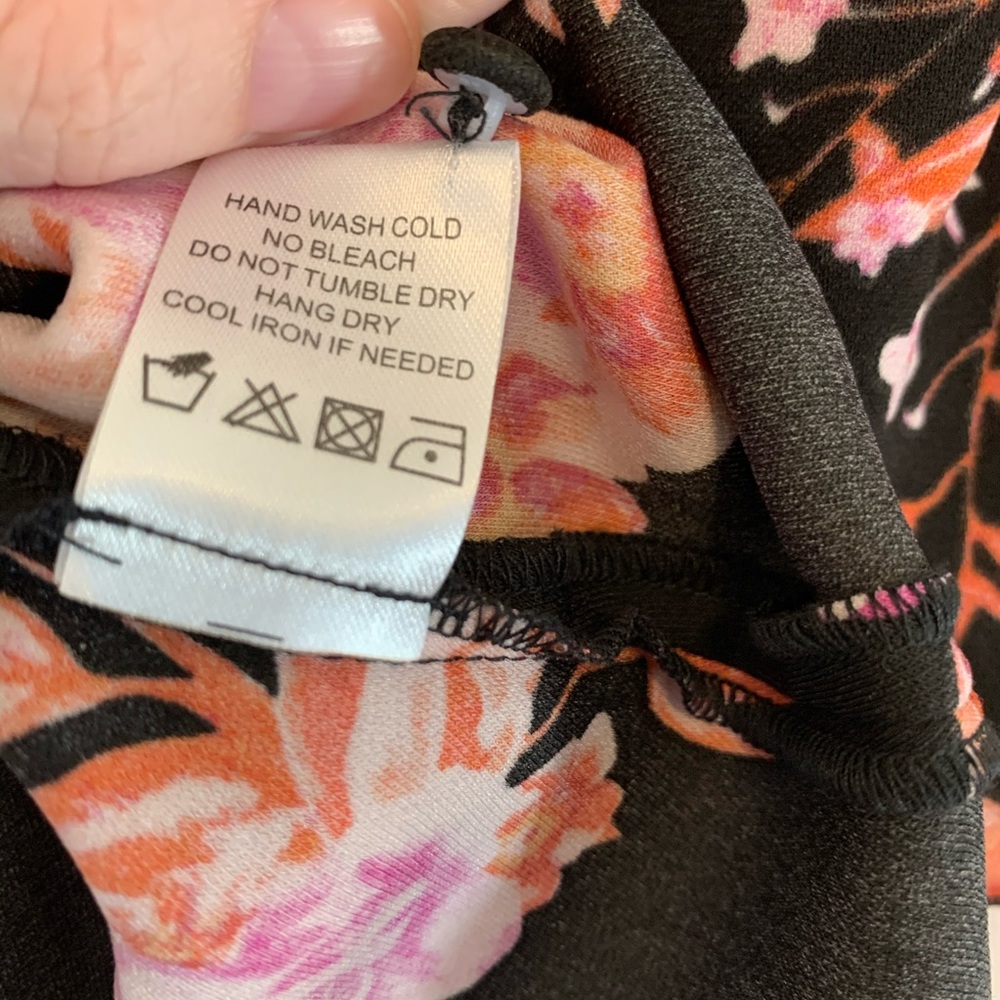 Tularosa Santorini side split floral maxi dress - Picture 8 of 8